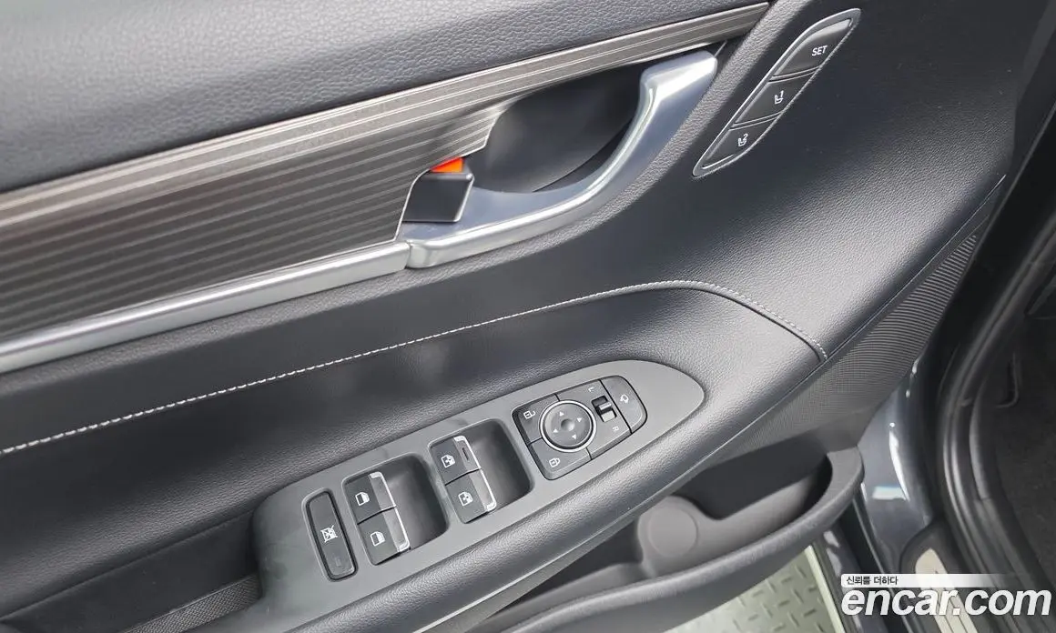 Hyundai Grandeur 2018 2.4 автомат (гидро), фото 12