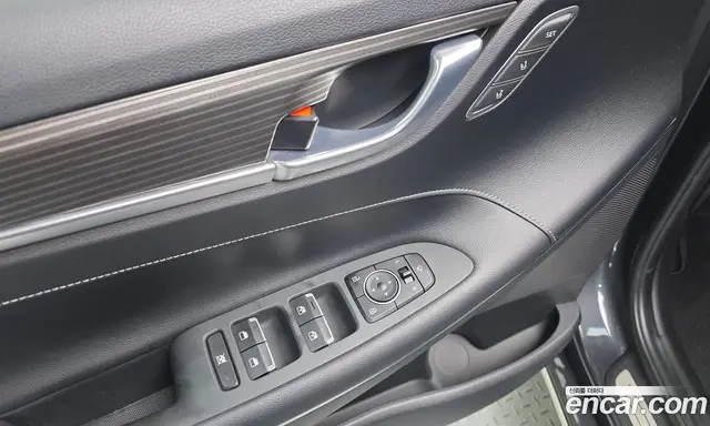 Hyundai Grandeur 2018 2.4 автомат (гидро), миниатюра 12