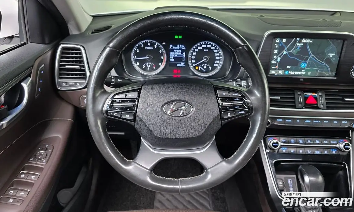 Hyundai Grandeur 2018 2.4 автомат (гидро), фото 18