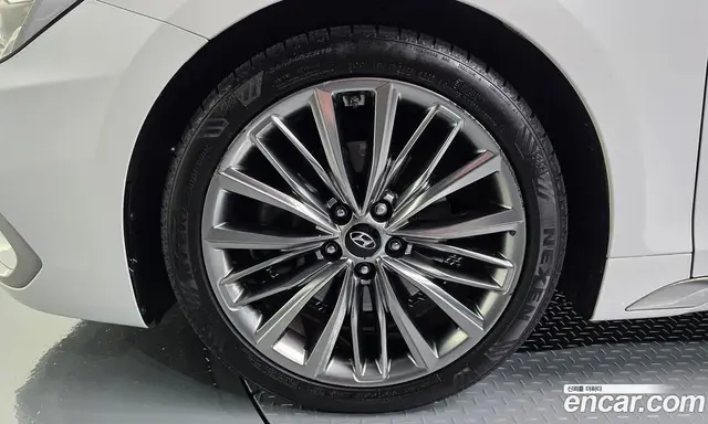 Hyundai Grandeur 2018 2.4 автомат (гидро), миниатюра 4