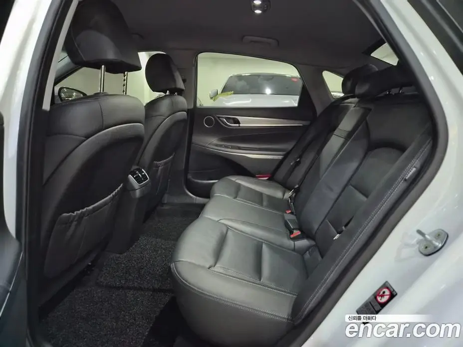 Hyundai Grandeur 2019 3.0 автомат (гидро), фото 13