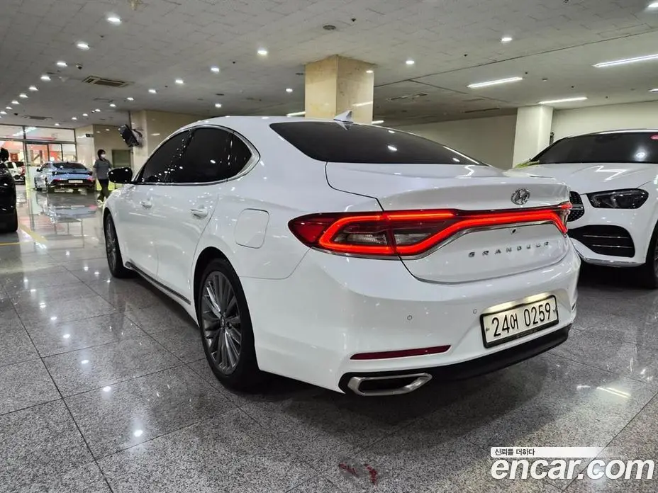 Hyundai Grandeur 2019 3.0 автомат (гидро), фото 3