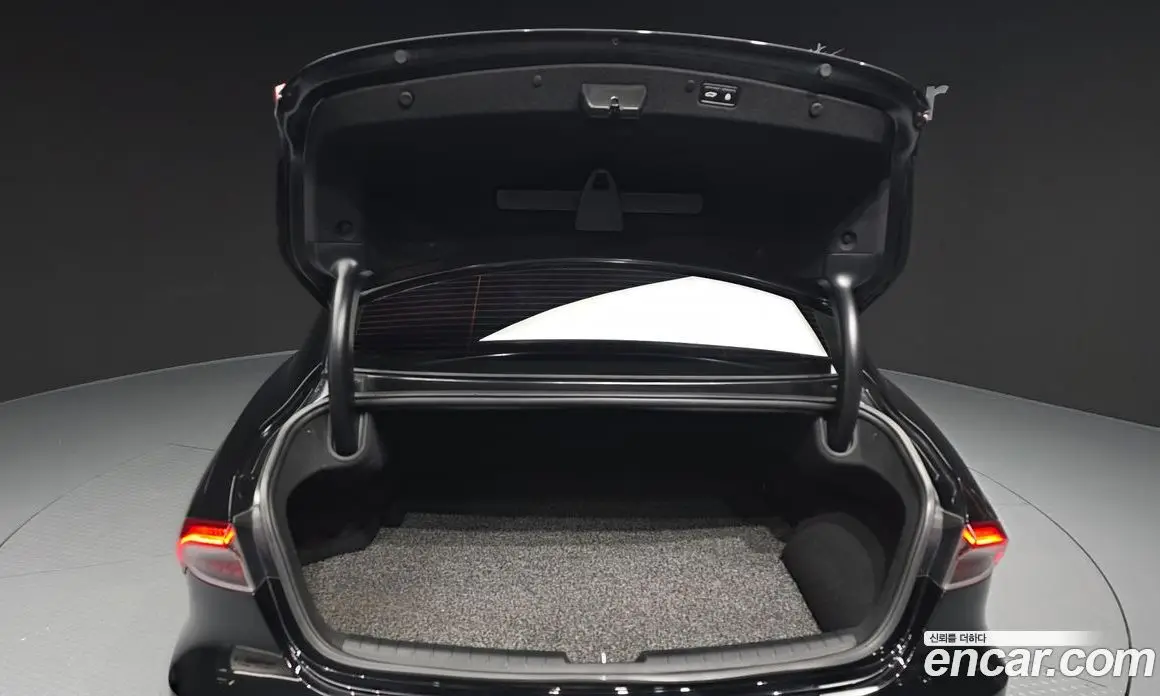 Hyundai Grandeur 2020 2.4 автомат (гидро), фото 20
