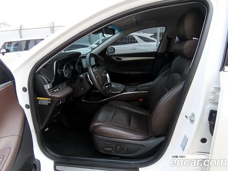 Hyundai Grandeur 2020 3.3 автомат (гидро), фото 5
