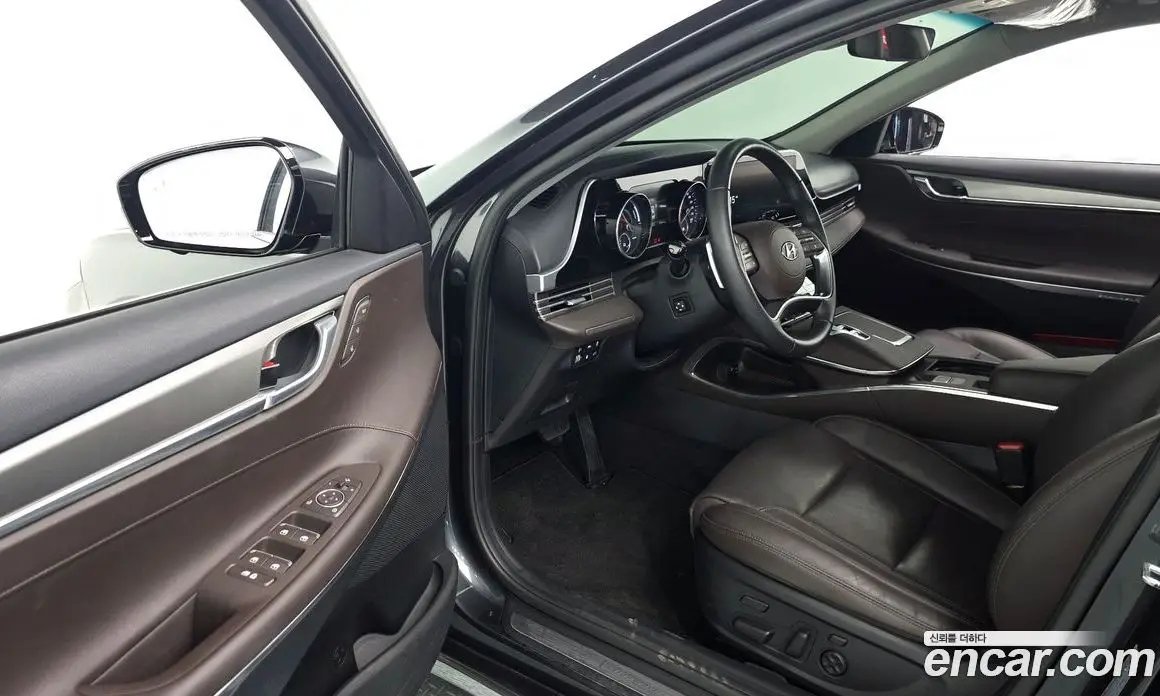 Hyundai Grandeur 2021 2.4 автомат (гидро), фото 10 Hyundai Grandeur 2021 2.4 автомат (гидро), фото 10