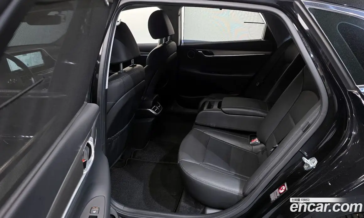 Hyundai Grandeur 2022 2.5 автомат (гидро), фото 12