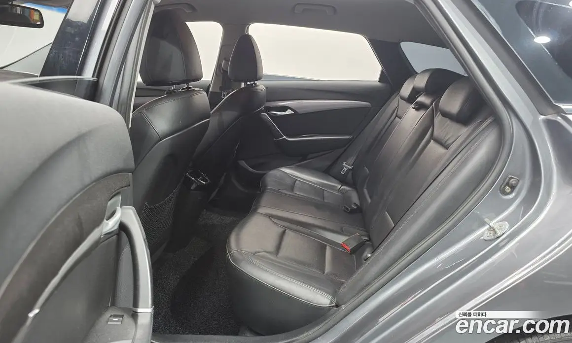 Hyundai i40 2013 2.0 автомат (гидро), фото 13 Hyundai i40 2013 2.0 автомат (гидро), фото 13
