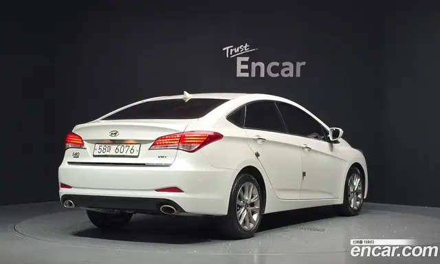 Hyundai i40 2014 1.7 автомат (гидро), миниатюра 2