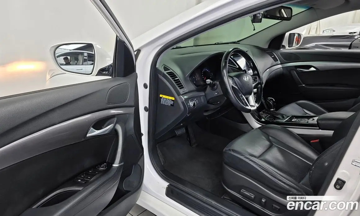 Hyundai i40 2014 1.7 автомат (гидро), фото 13