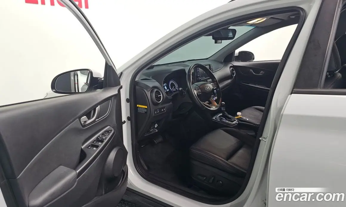 Hyundai Kona 2018 1.6 автомат (гидро), фото 12 Hyundai Kona 2018 1.6 автомат (гидро), фото 12