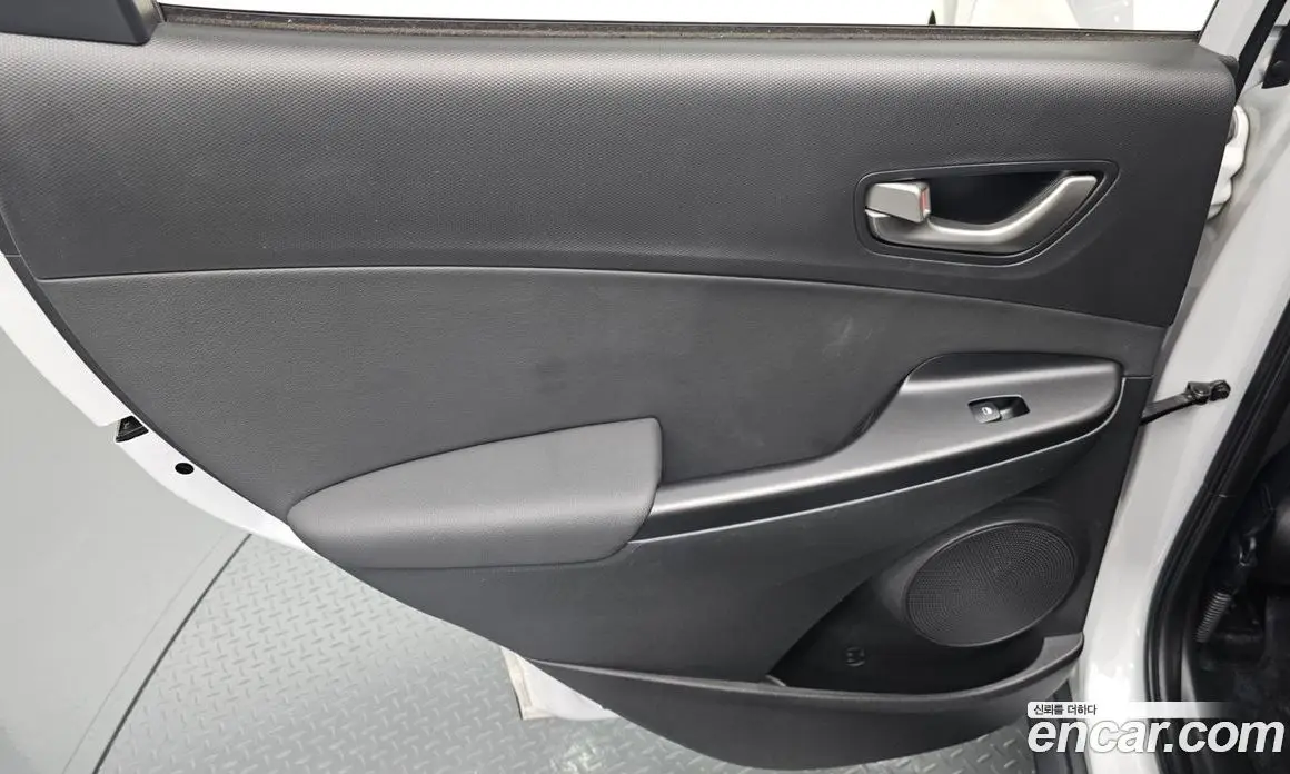 Hyundai Kona 2018 1.6 автомат (гидро), фото 14 Hyundai Kona 2018 1.6 автомат (гидро), фото 14