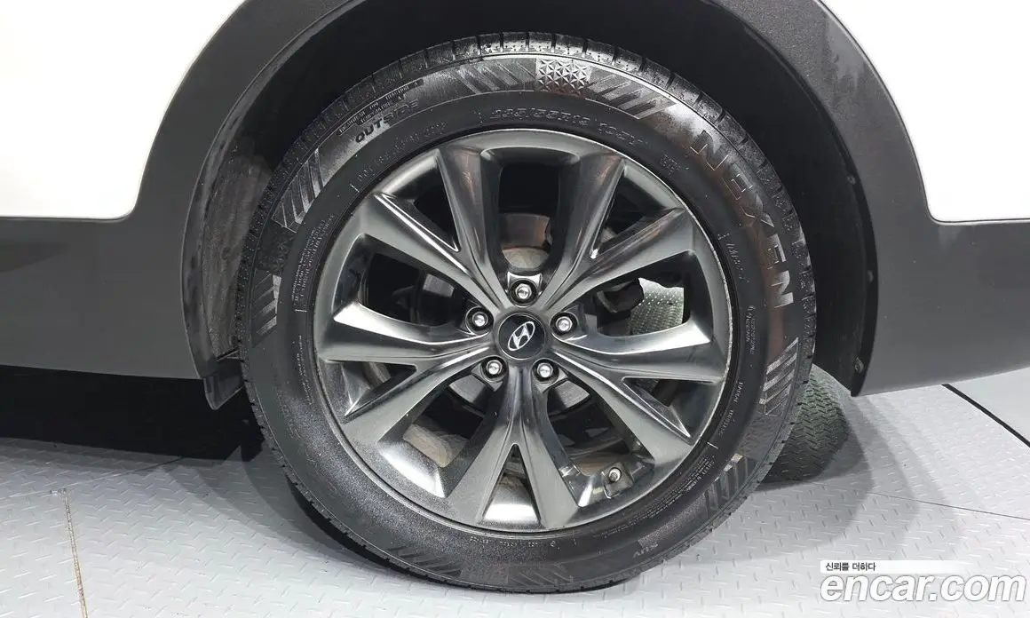 Hyundai Santa Fe 2015 2.2 автомат (гидро), фото 5