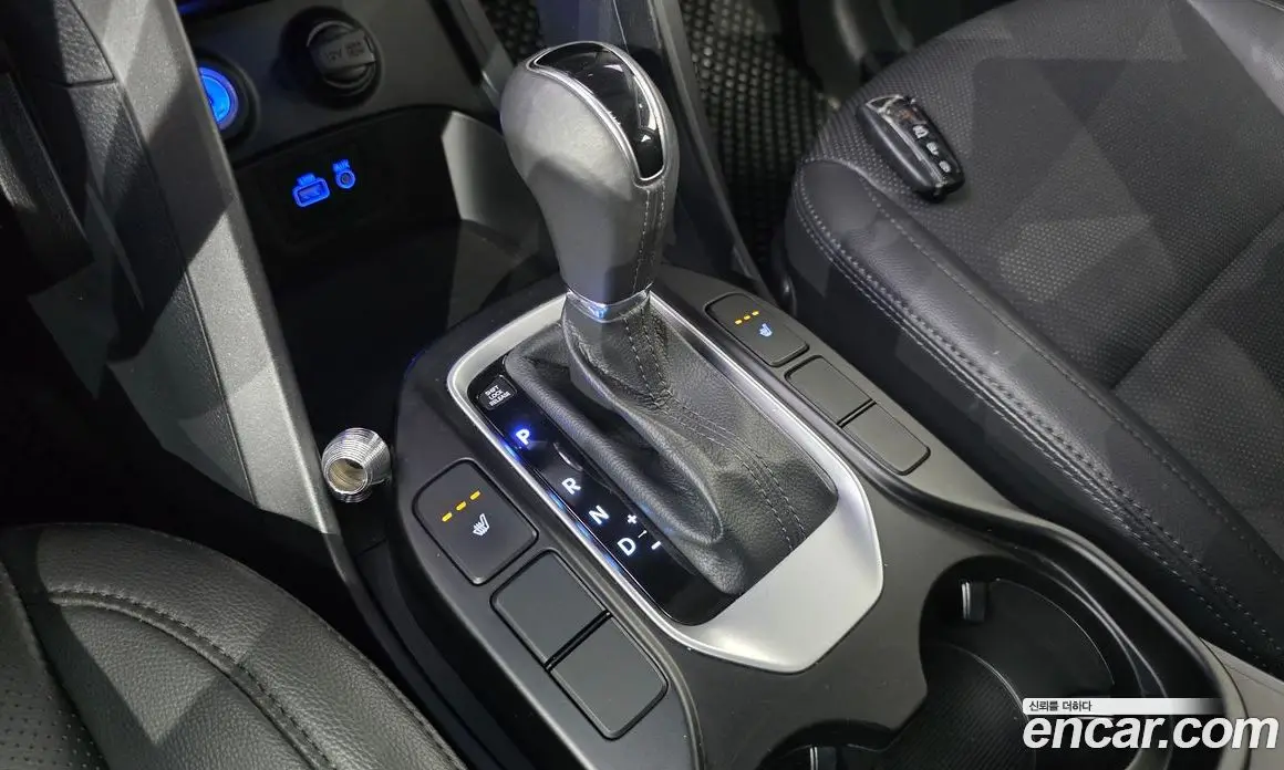 Hyundai Santa Fe 2015 2.0 автомат (гидро), фото 11