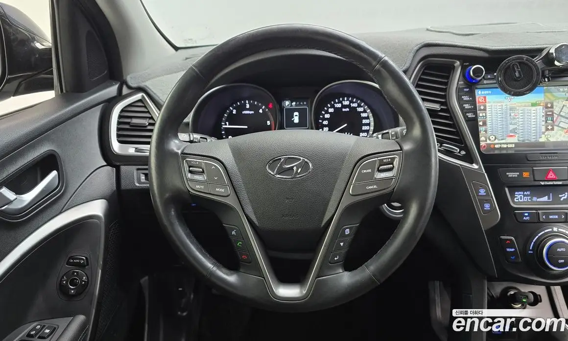 Hyundai Santa Fe 2015 2.0 автомат (гидро), фото 13 Hyundai Santa Fe 2015 2.0 автомат (гидро), фото 13