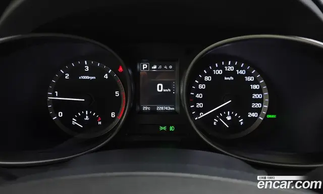 Hyundai Santa Fe 2015 2.0 автомат (гидро), миниатюра 8 Hyundai Santa Fe 2015 2.0 автомат (гидро), миниатюра 8