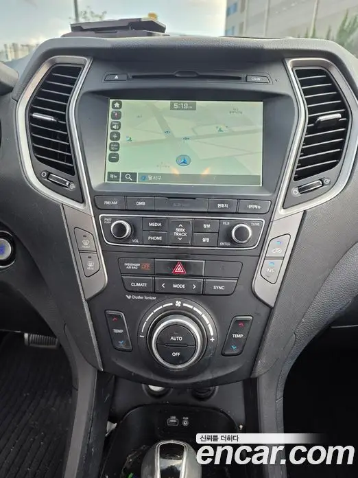 Hyundai Santa Fe 2016 2.0 автомат (гидро), фото 11