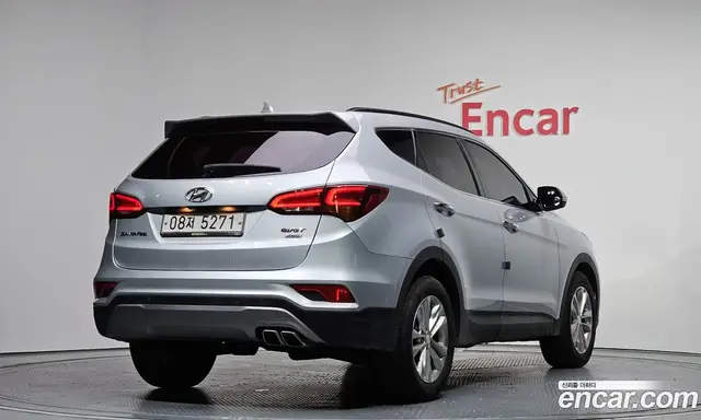 Hyundai Santa Fe 2017 2.0 автомат (гидро), миниатюра 2 Hyundai Santa Fe 2017 2.0 автомат (гидро), миниатюра 2