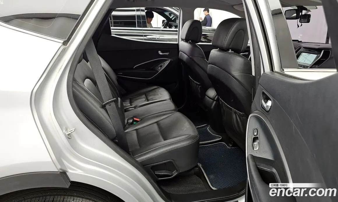 Hyundai Santa Fe 2017 2.0 автомат (гидро), фото 18 Hyundai Santa Fe 2017 2.0 автомат (гидро), фото 18
