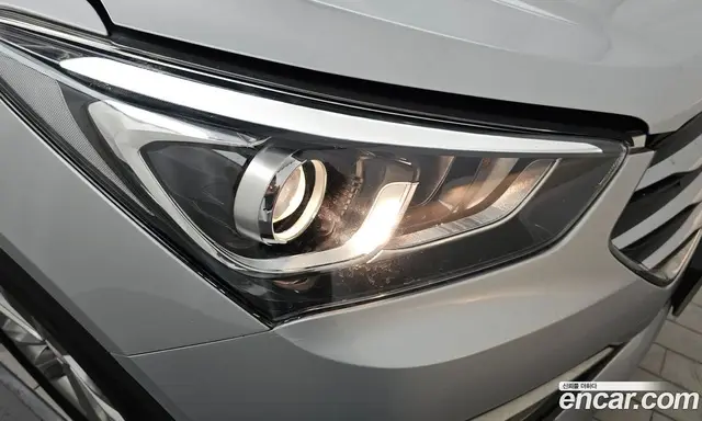 Hyundai Santa Fe 2017 2.0 автомат (гидро), миниатюра 8 Hyundai Santa Fe 2017 2.0 автомат (гидро), миниатюра 8