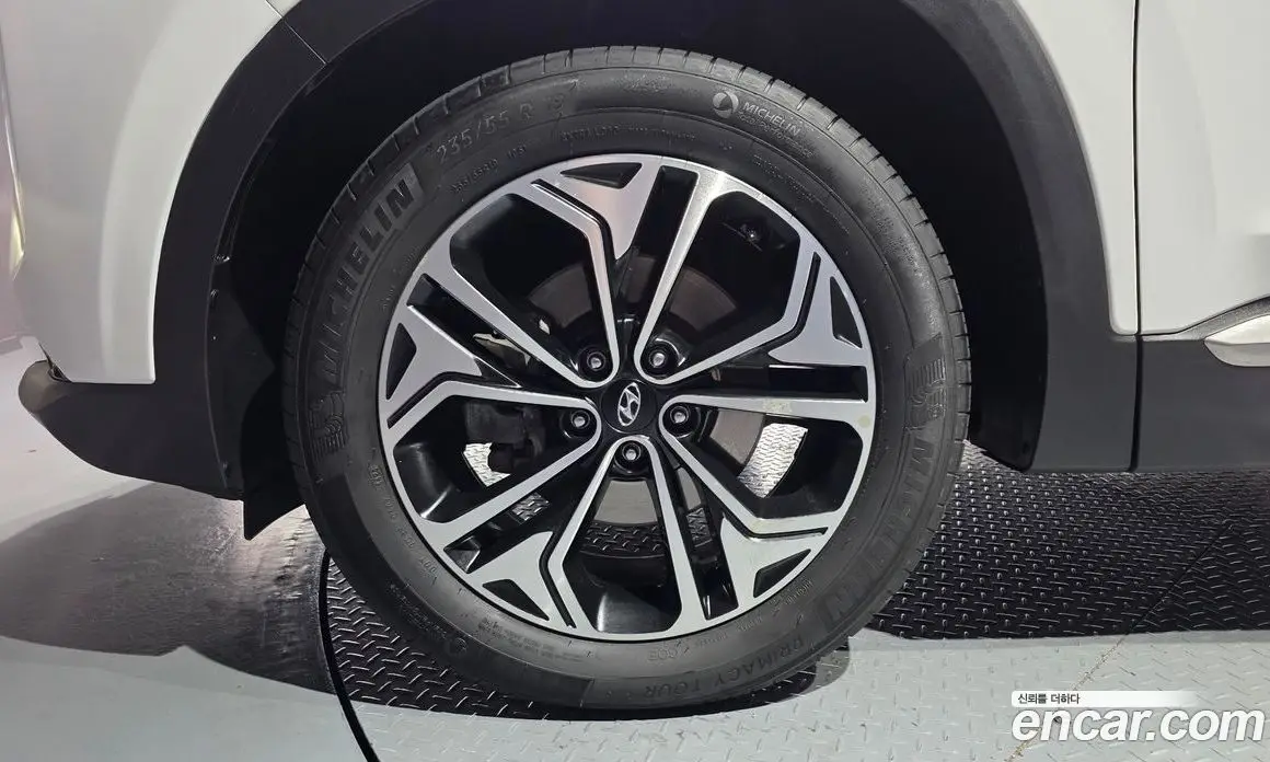 Hyundai Santa Fe 2018 2.0 автомат (гидро), фото 5