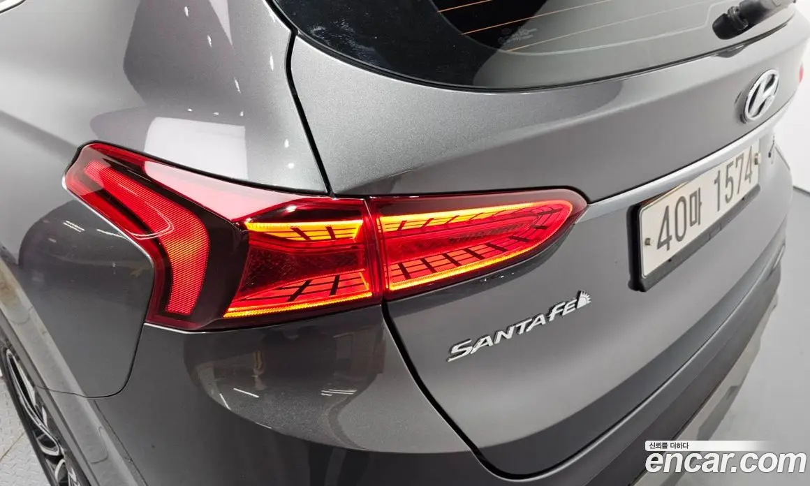 Hyundai Santa Fe 2018 2.0 автомат (гидро), фото 9