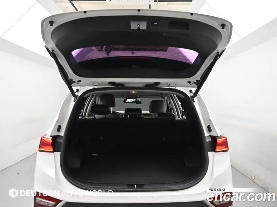 Hyundai Santa Fe 2018 2.0 автомат (гидро), фото 19