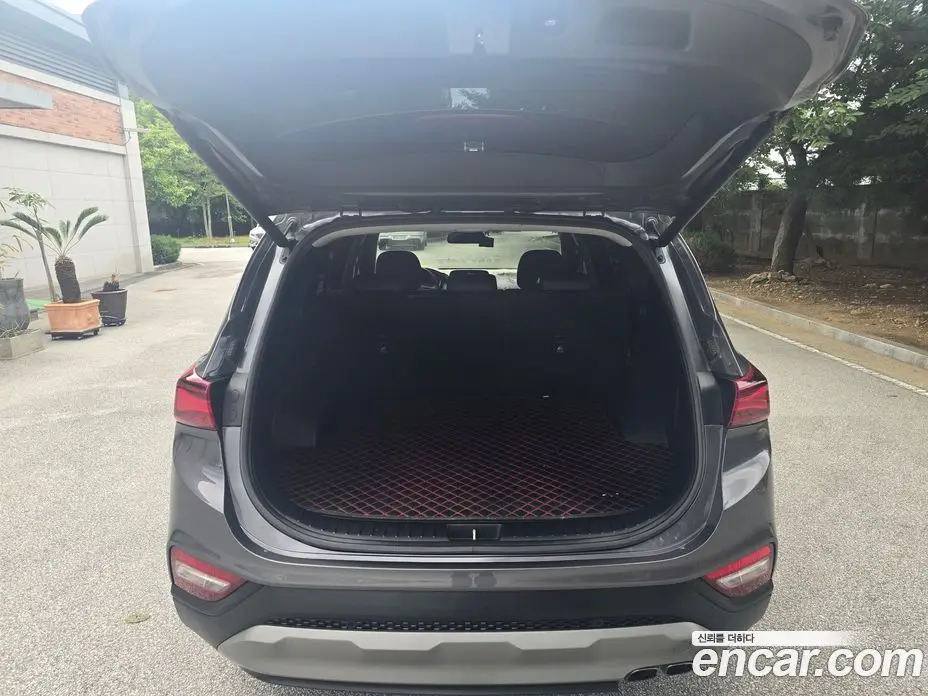 Hyundai Santa Fe 2018 2.0 автомат (гидро), фото 20