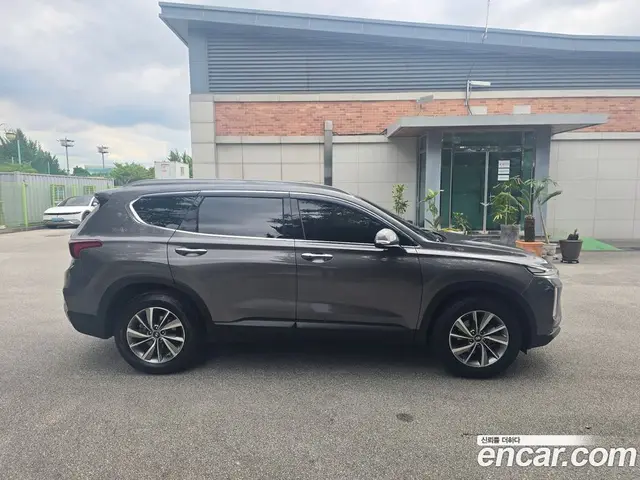 Hyundai Santa Fe 2018 2.0 автомат (гидро), миниатюра 3