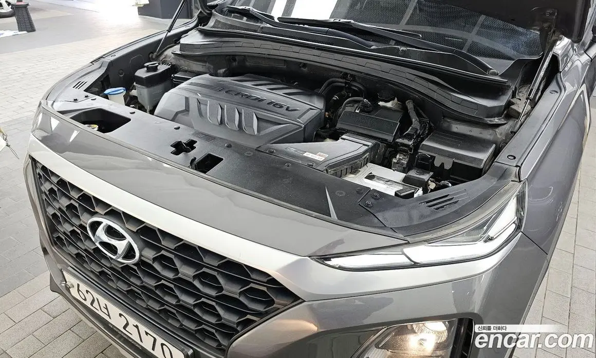Hyundai Santa Fe 2018 2.0 автомат (гидро), фото 6