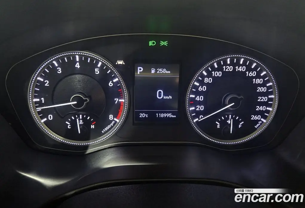 Hyundai Santa Fe 2019 2.0 автомат (гидро), фото 5