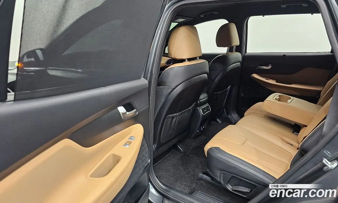 Hyundai Santa Fe 2021 1.6 автомат (гидро), фото 16