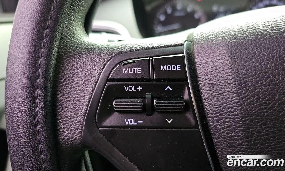 Hyundai Sonata 2015 2.0 автомат (гидро), фото 16