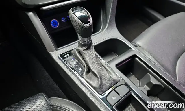 Hyundai Sonata 2015 2.0 автомат (гидро), миниатюра 9