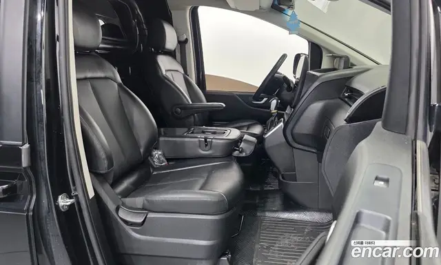 Hyundai Staria 2021 2.2 автомат (гидро), миниатюра 11