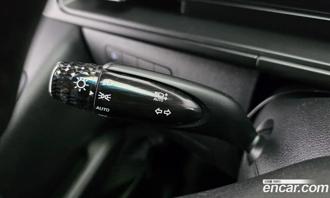 Hyundai Staria 2021 2.2 автомат (гидро), фото 18