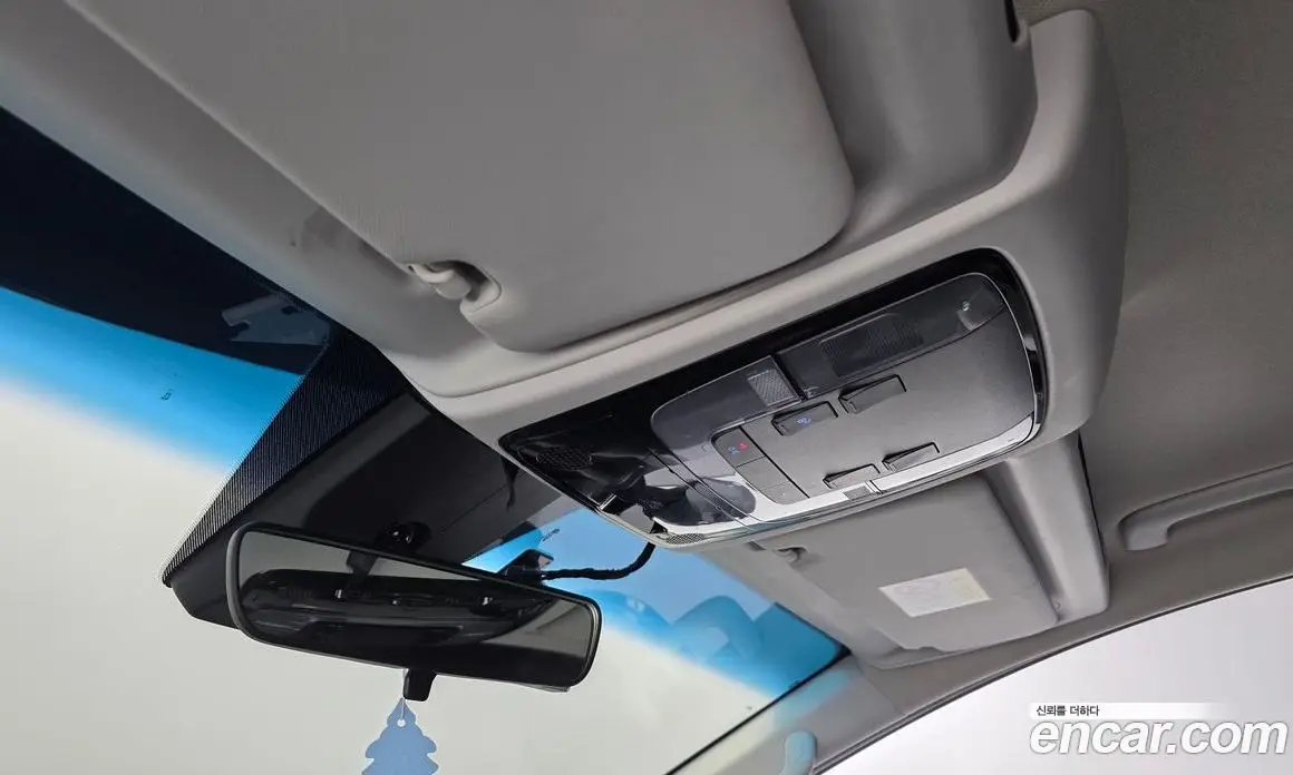 Hyundai Staria 2021 2.2 автомат (гидро), фото 19