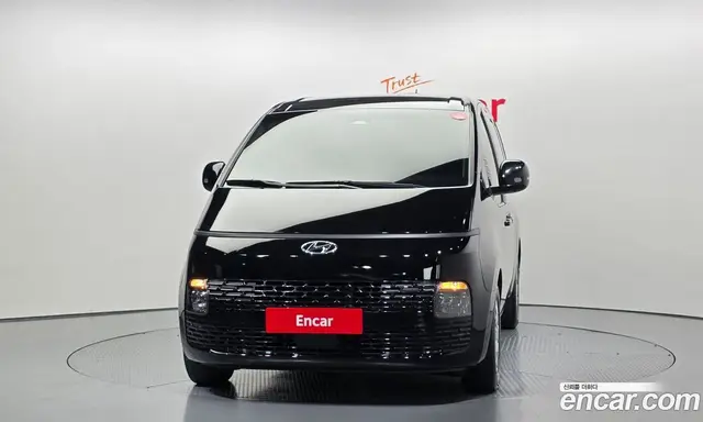 Hyundai Staria 2021 2.2 автомат (гидро), миниатюра 3