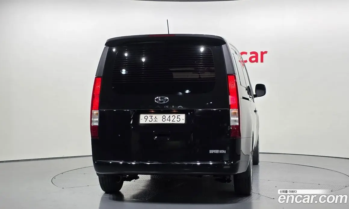 Hyundai Staria 2021 2.2 автомат (гидро), фото 4