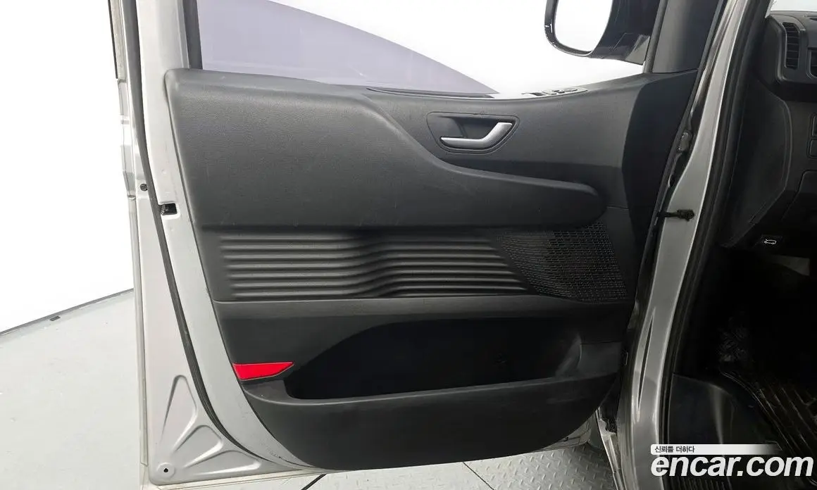 Hyundai Staria 2021 2.2 автомат (гидро), фото 14 Hyundai Staria 2021 2.2 автомат (гидро), фото 14