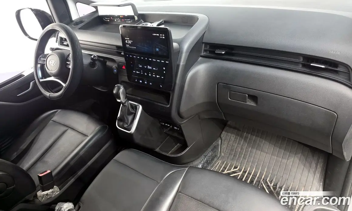Hyundai Staria 2021 2.2 автомат (гидро), фото 10 Hyundai Staria 2021 2.2 автомат (гидро), фото 10