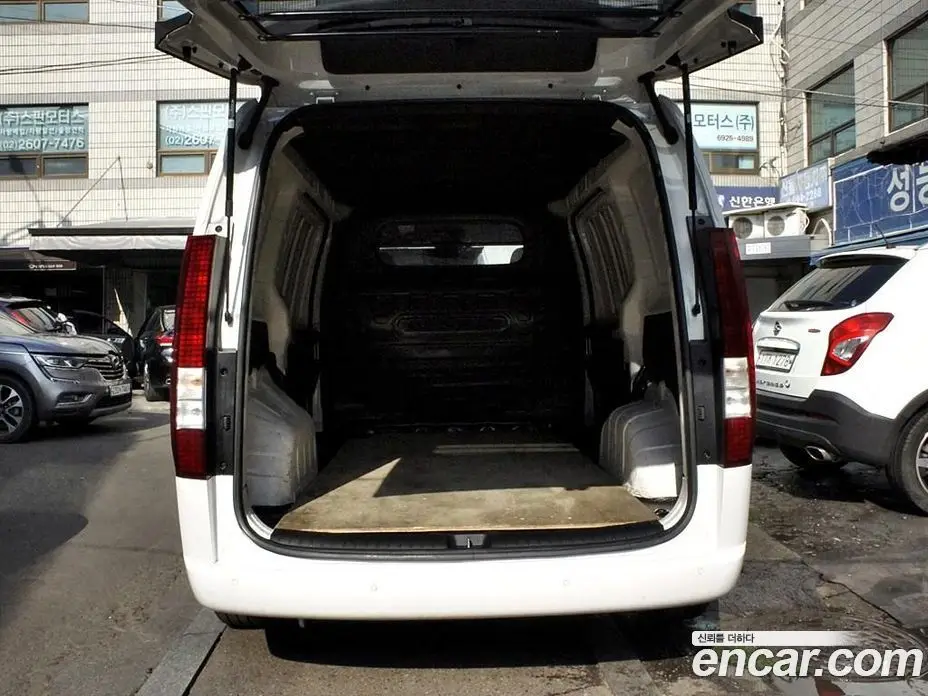 Hyundai Staria 2021 2.2 автомат (гидро), фото 18 Hyundai Staria 2021 2.2 автомат (гидро), фото 18