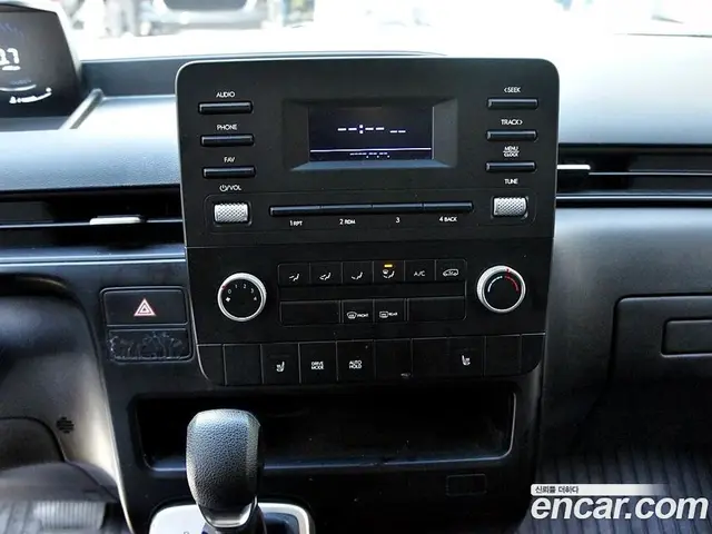 Hyundai Staria 2021 2.2 автомат (гидро), миниатюра 9 Hyundai Staria 2021 2.2 автомат (гидро), миниатюра 9