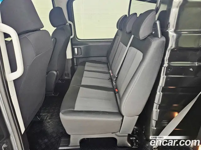 Hyundai Staria 2023 2.2 автомат (гидро), миниатюра 11 Hyundai Staria 2023 2.2 автомат (гидро), миниатюра 11