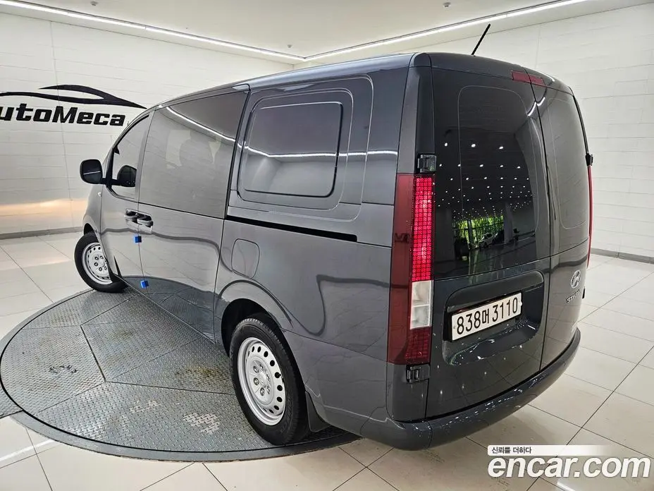 Hyundai Staria 2023 2.2 автомат (гидро), фото 5 Hyundai Staria 2023 2.2 автомат (гидро), фото 5