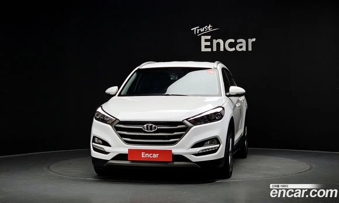 Hyundai Tucson 2015 1.7 автомат (гидро), фото 3