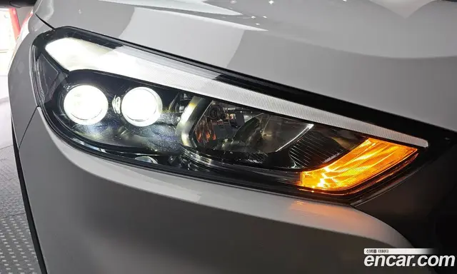 Hyundai Tucson 2015 1.7 автомат (гидро), миниатюра 8