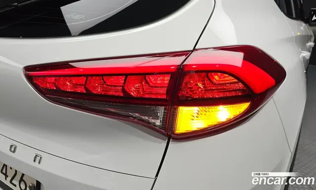 Hyundai Tucson 2015 1.7 автомат (гидро), миниатюра 9