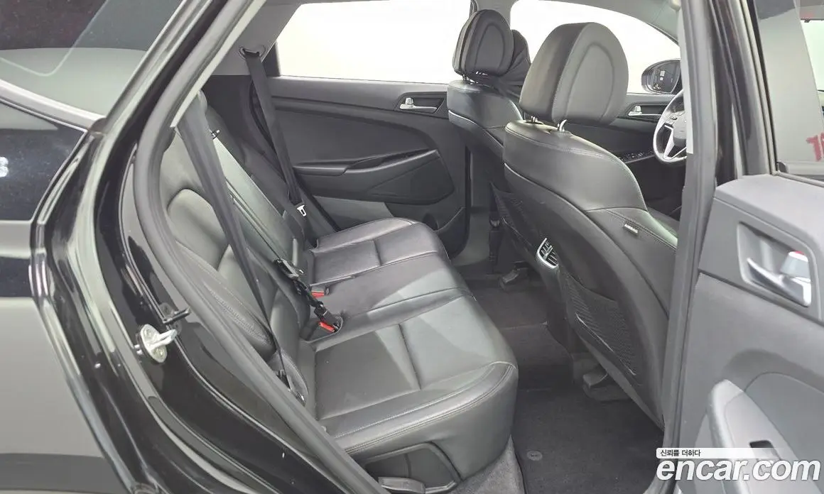 Hyundai Tucson 2015 1.7 автомат (гидро), фото 18 Hyundai Tucson 2015 1.7 автомат (гидро), фото 18
