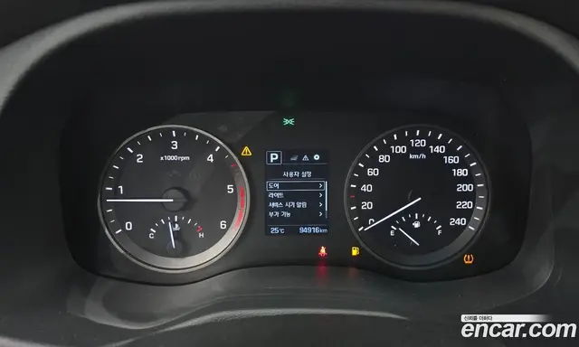Hyundai Tucson 2015 1.7 автомат (гидро), миниатюра 8 Hyundai Tucson 2015 1.7 автомат (гидро), миниатюра 8