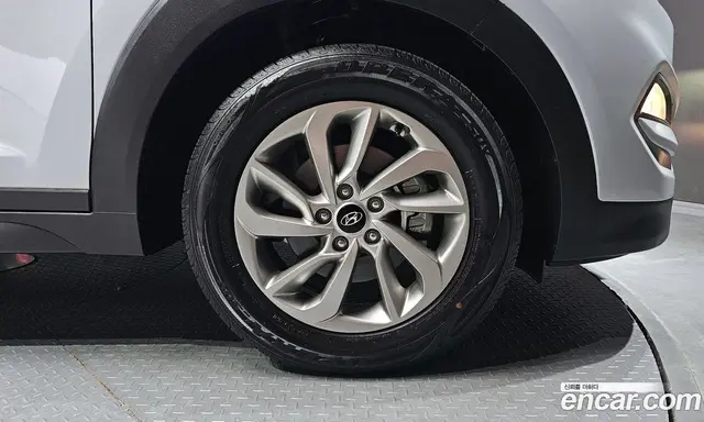 Hyundai Tucson 2016 1.6 автомат (гидро), миниатюра 5